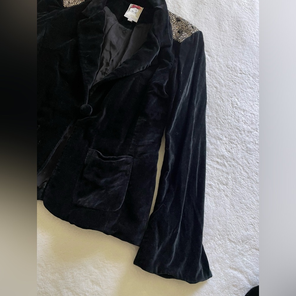 Yoana Baraschi Blazer with embellished shoulders - Picture 6 of 11